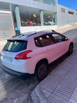 Peugeot 208 2015