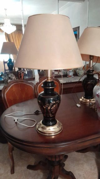 Lámparas de mesa cerámica negra y dorada