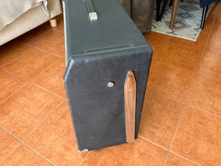Gabinete Fender Twin Reverb 2x12 Thru-tone WGS