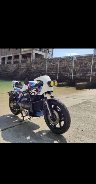 BMW K75 Cafe Racer Personalizada