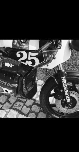 BMW K75 Cafe Racer Personalizada