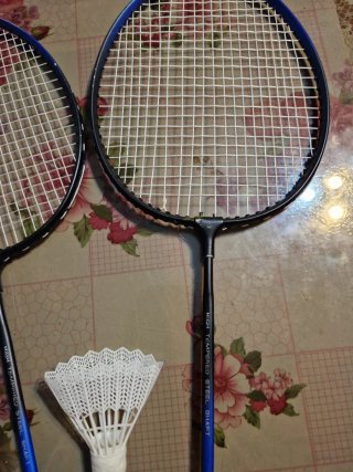 2 Raquetas Bádminton + Funda + Volantes