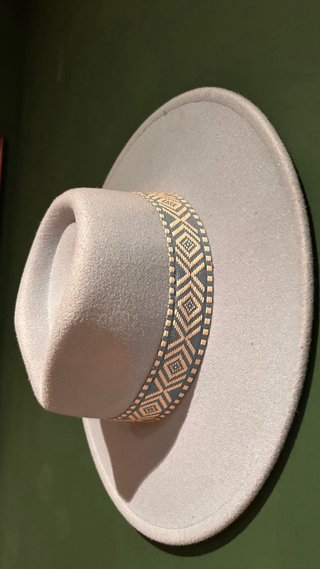 Lote 3 Sombreros Fedora Negro, Camel y Azul