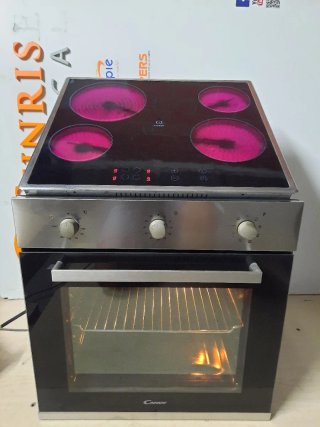 Horno eléctrico Candy con vitrocerámica Indesit