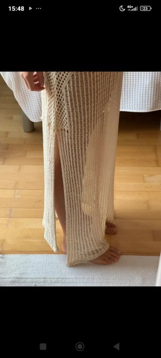 Vestido largo beige de punto