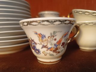 Juego de café porcelana oro y blanco