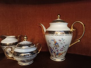 Juego de café porcelana oro y blanco