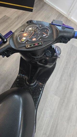 Aprilia Sonic 50 Scooter