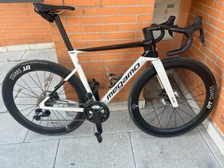Ruedas DT Swiss ARC 1400 Dicut 55mm de perfil