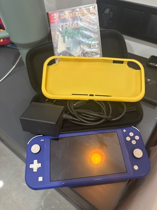 Nintendo Switch Lite Azul + Accesorios