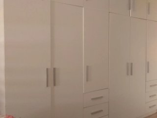 Armarios blancos modulares