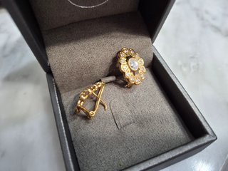 Pendientes Oro 18k y Circonitas.