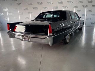 Cadillac Fleetwood 7.7cc V8 220cv 5p del 1969