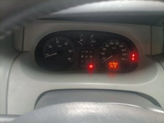 Nissan Primastar 2003