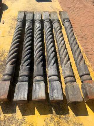 6 columnas salomónicas talladas en madera,