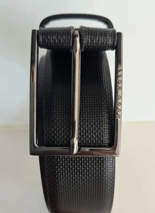 Cintura Hugo Boss pelle nera taglia 52