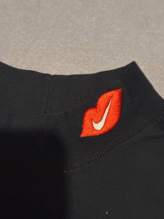 Camiseta Nike manga larga negra