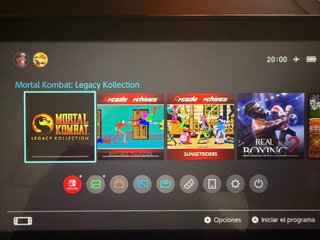 Nintendo Switch 128GB + Mario Kart 8 Deluxe