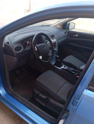 Ford Focus 1.6 TDCI Trend 109CV Azul 2009