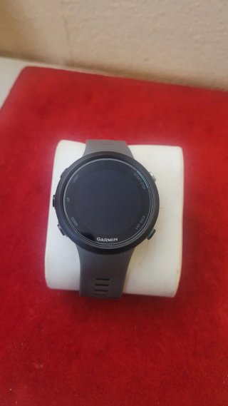 Reloj Garmin Negro/Gris funciona falta cargador