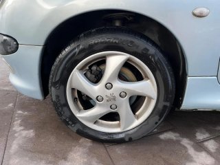 Peugeot 206 2002