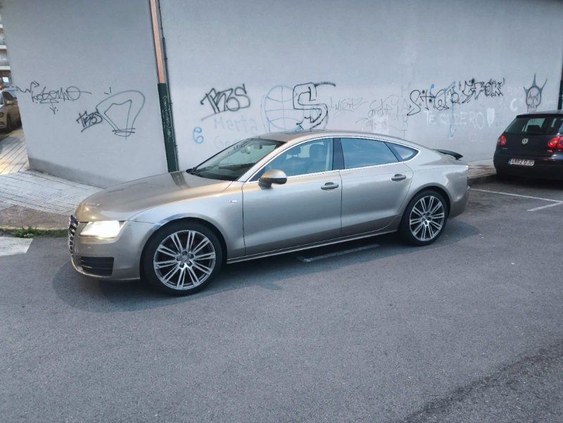 Audi A7 2012 - foto 1
