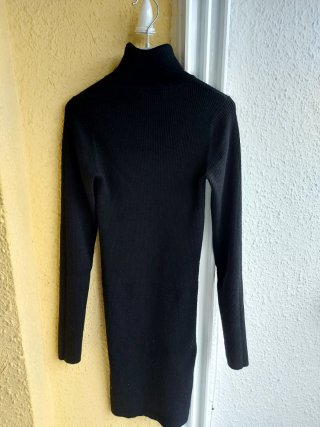 2 Vestidos de punto cuello alto