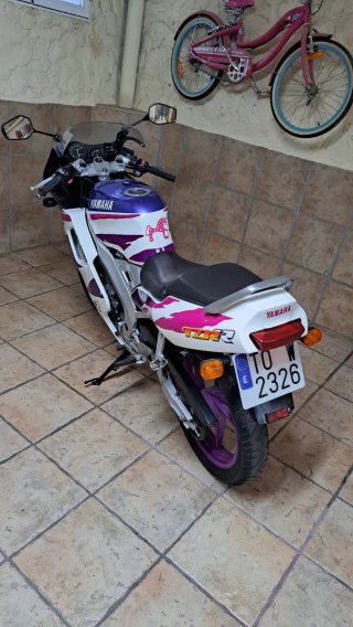Yamaha TZR 80 RR Deportiva Blanca y Morada
