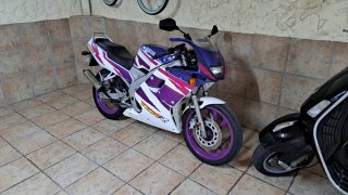 Yamaha TZR 80 RR Deportiva Blanca y Morada