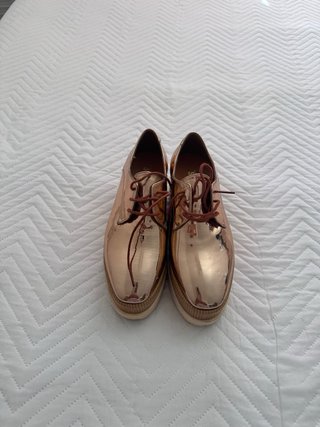 Tenis . Botas. Zapatos