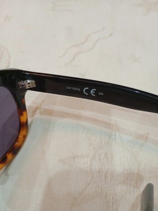 Gafas de sol mujer negras y marrones