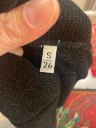 Abrigo Uterqüe bordado negro talla S
