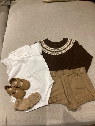 Conjunto marrón de GOCCO para bebé niño de 6-9 mes