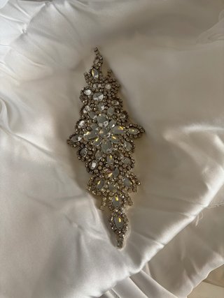 Vestido de Novia Blanco con Cola, estilo andaluz