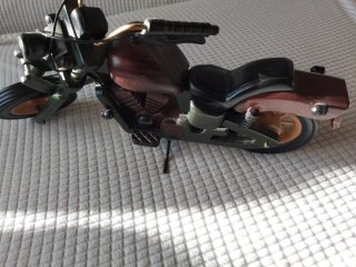 Modellino Moto Custom in Legno  Artigianato.