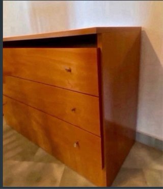 Cómoda y Mesitas de Noche Madera