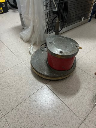 Máquina abrillantadora de suelos