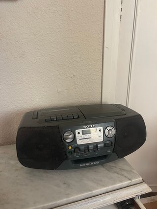 Sony CFD-V21L Radio CD Cassette Vintage