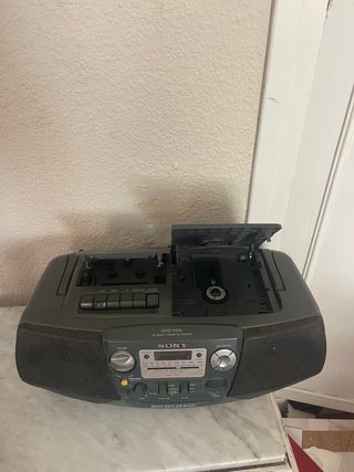 Sony CFD-V21L Radio CD Cassette Vintage