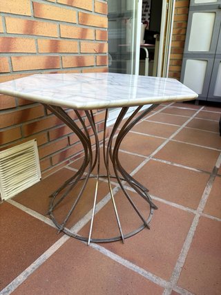 Mesa de mármol natural