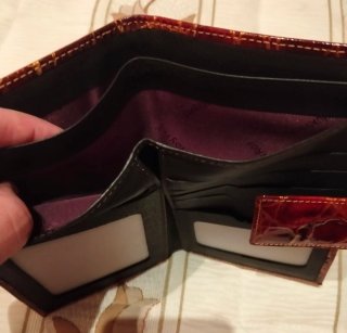 Cartera de mujer de piel
