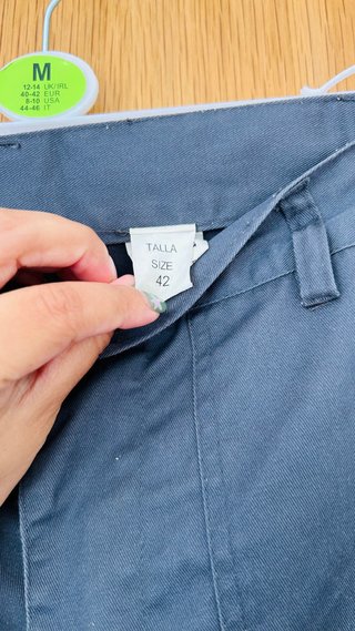 Pantalón gris talla S