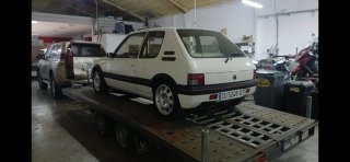 Peugeot 205 gti