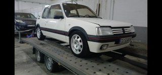 Peugeot 205 gti