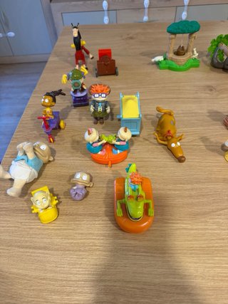 Figuras Disney, Simpsons y Rugrats