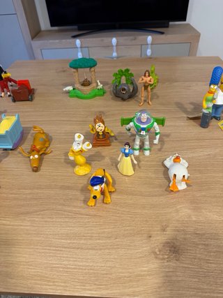 Figuras Disney, Simpsons y Rugrats