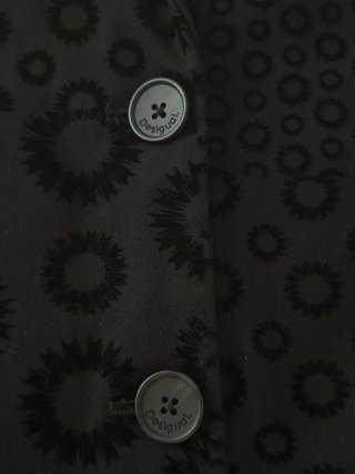 Americana Desigual Bordada Negra Talla L