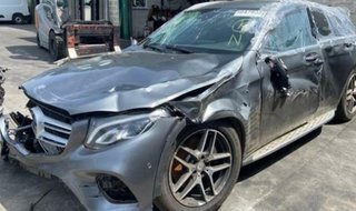 Mercedes 2538600502111629905335 salpicadero clase