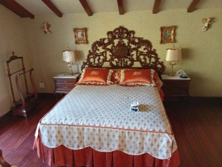 Dormitorio completo clásico