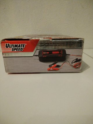 Cargador Batería Coche Ultimate Speed ULGD 10 A1